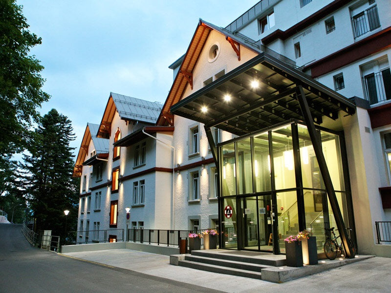 Leysin American School (IB School)